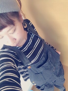 「RNA-N（アールエヌエーエヌ）のアイテム（サロペット/オーバーオール、ブラック系）」を使った、なるちゃんさん（レディース・152cm）の秋コーディネート