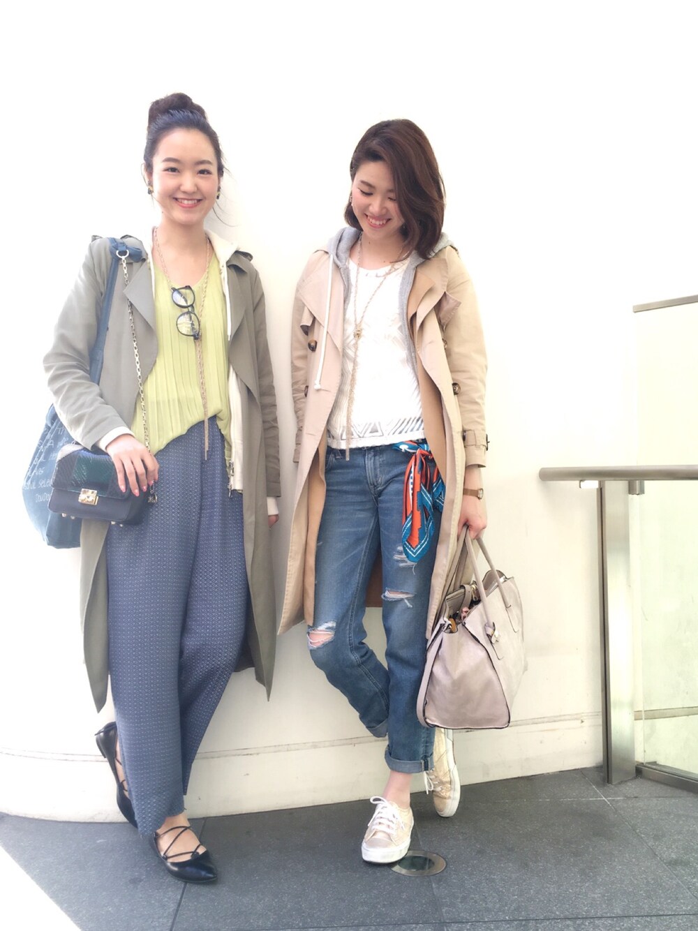 「DouDou、doudou_staff、春、大阪、カジュアル、テロンチ、デニム」｜「DouDouの【DouDou】エスニック柄ワイドPT（その他パンツ、ブルー系）」を使った、DouDou_serikaさん（レディース・166cm）の春コーディネートの1枚目の写真