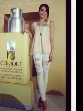 Lorretta Chowさんのコーディネート