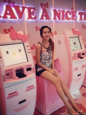 Lorretta Chowさんのコーディネート