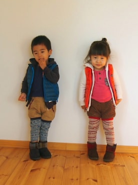 「アイテム（ダウンベスト、その他）」を使った、❇︎∂ki❇︎さん（キッズ・90cm）の秋コーディネート