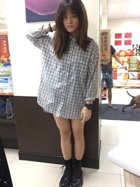 「アイテム（アナログ腕時計、ピンク系）」を使った、Ivan さん（レディース・158cm）の秋コーディネート