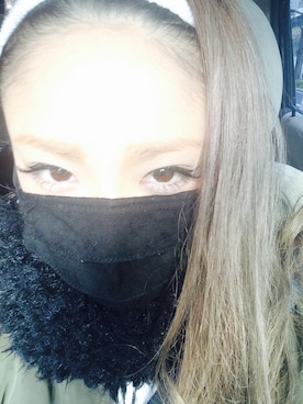 南田亜沙子さんのコーディネート