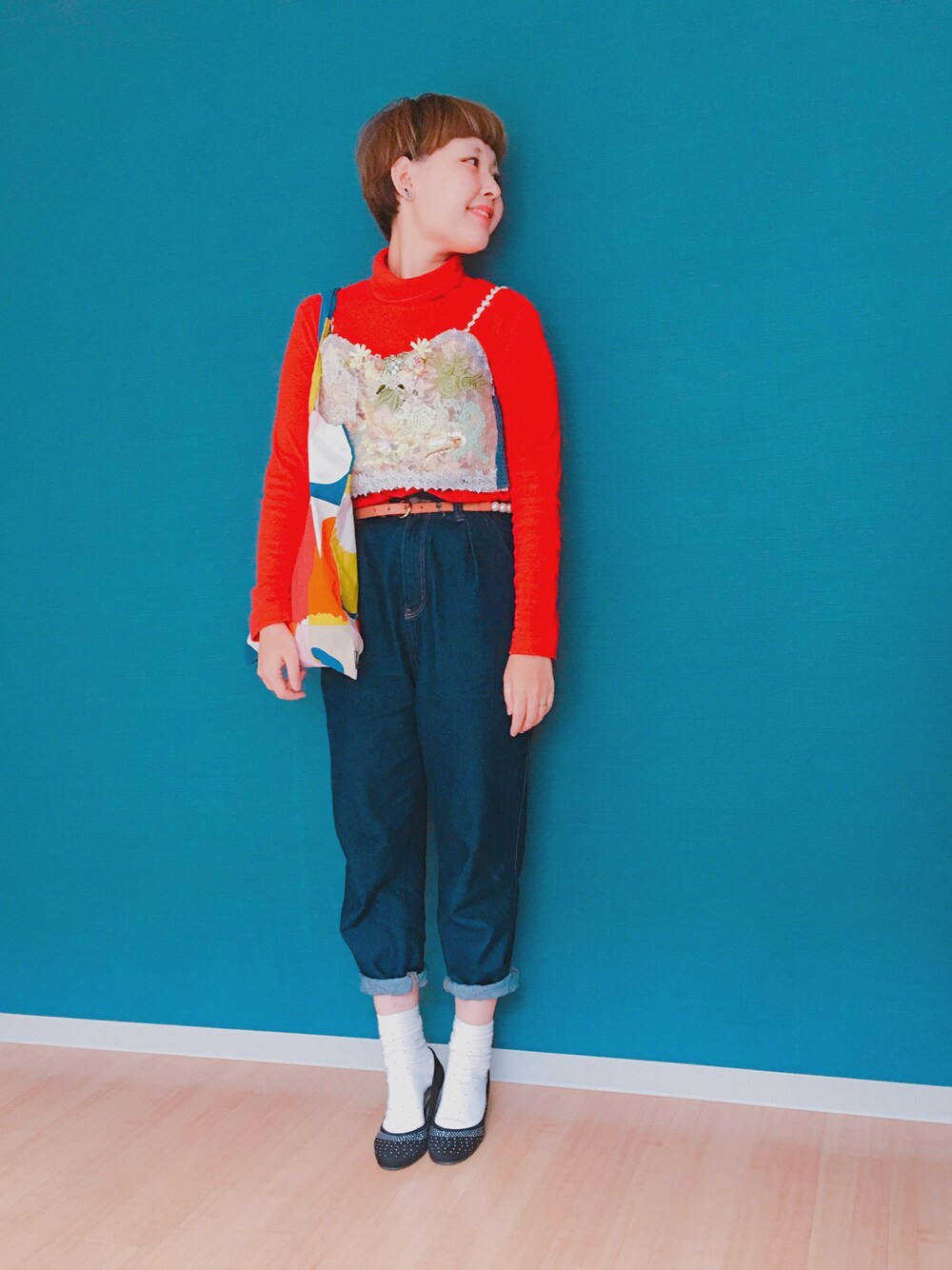 「ootd、ママコーデ、ママファッション、ビスチェ、タートルネック、赤」｜「UNIQLOのアイテム（トップス、レッド系）」を使った、bubu   𓅫さん（レディース・160cm）の秋コーディネートの1枚目の写真