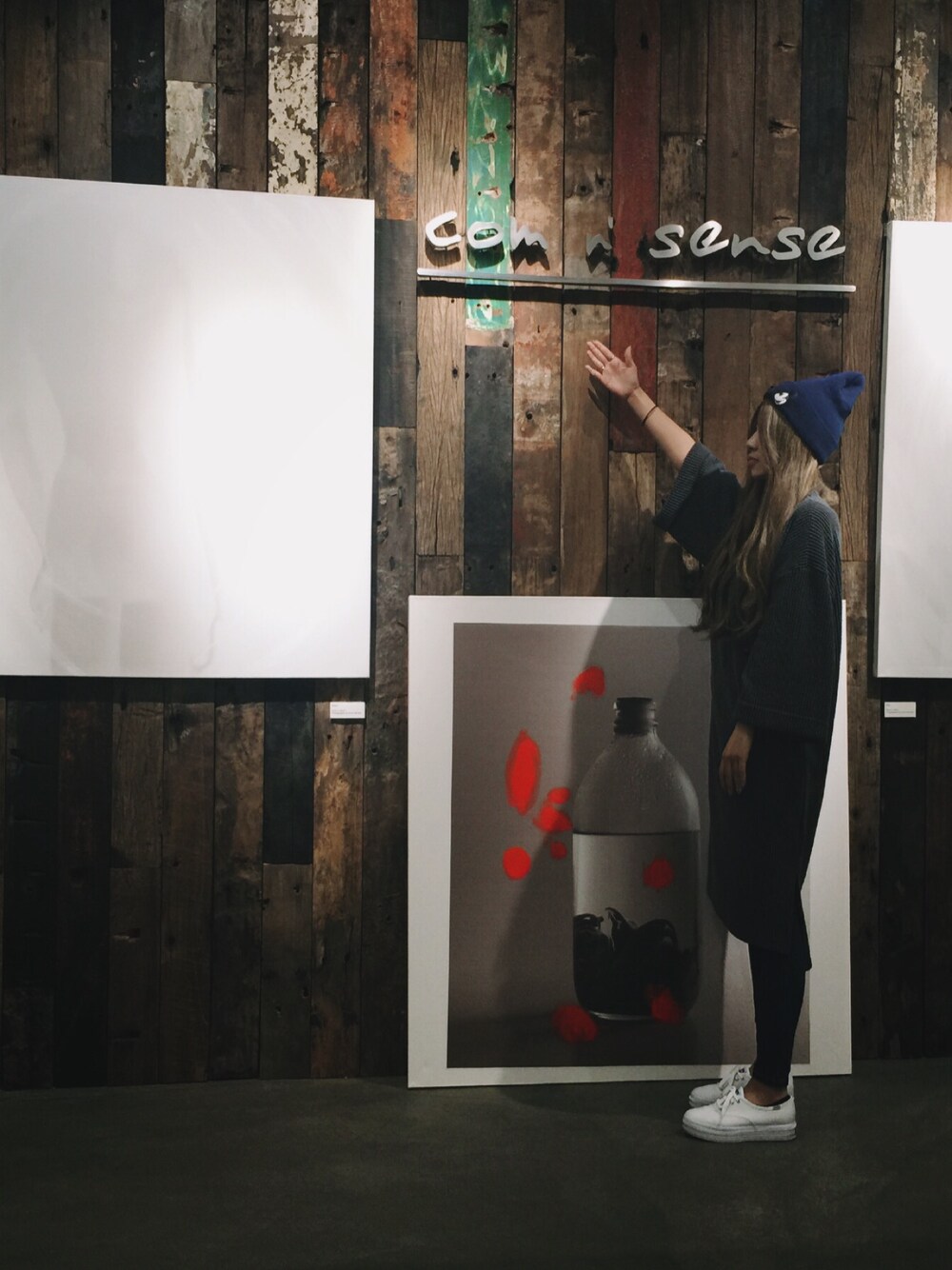 「3.3 Field Trip のアイテム（ニットキャップ/ビーニー、ブルー系）」を使った、吴大冷さん（レディース・160cm）の冬コーディネートの1枚目の写真