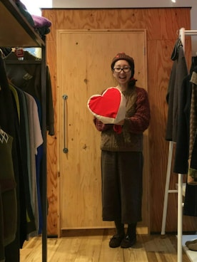 「アイテム（モカシン/デッキシューズ）」を使った、mayumiさん（レディース・161cm）の冬コーディネート