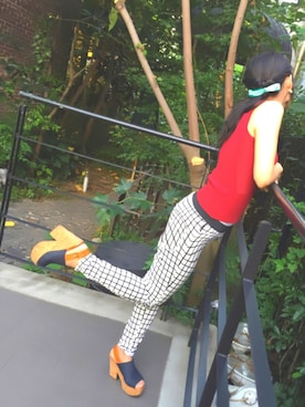 「RD ROUGE DIAMANT（アールディー ルージュ ディアマン）のアイテム（シューズ）」を使った、葵 坂崎さん（レディース・160cm）の秋コーディネート