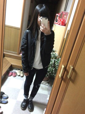 「Dr. Martens（ドクターマーチン）のDr.Martens (ドクターマーチン)/1461 3EYE GIBSON SHOES（その他シューズ）」を使った、かおりさん（レディース・158cm）の冬コーディネート