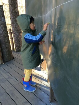 「Lee（リー）のアイテム（モッズコート）」を使った、はるとさん（キッズ・108cm）の冬コーディネート
