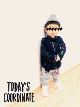 「スウェット×シャツ」｜hiiinaさん（キッズ・80cm）の冬コーディネート