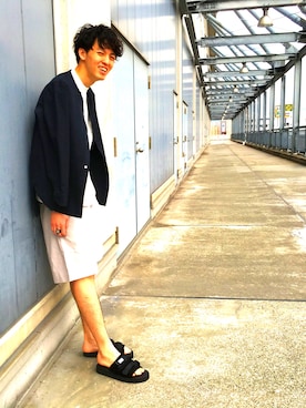 「KICS DOCUMENT.（キクス ドキュメント）のアイテム（トップス）」を使った、RYO KUROSAWAさん（メンズ・183cm）の春コーディネート