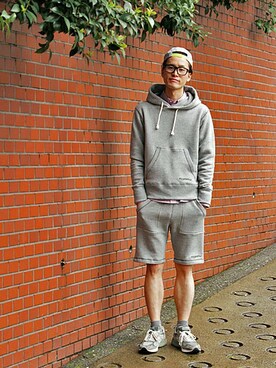 「TOMMY（トミー）のアイテム」を使った、TOMMY PRESSさん（メンズ・183cm）の春コーディネート