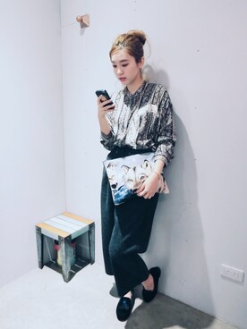 「アイテム（クラッチバッグ、その他）」を使った、Moon haloさん（レディース・162cm）の冬コーディネート