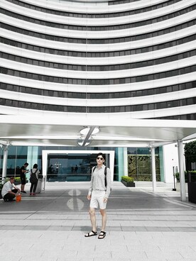 「TOPMAN（トップマン）のアイテム（スラックス）」を使った、jonasさん（メンズ・178cm）の秋コーディネート