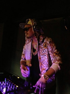 Shachihoko GLDさんの（JOYRICH | ジョイリッチ）を使ったコーディネート