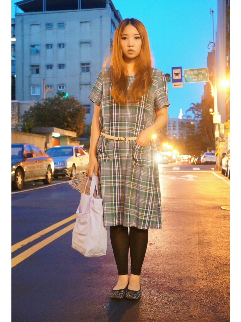 「森ガール、TAIPEI、日系、棉麻、日系格紋」｜「my basic selectの藍綠拼格子棉麻洋裝（ワンピース、グリーン系）」を使った、許Karen さん（レディース・160cm）の夏コーディネートの1枚目の写真
