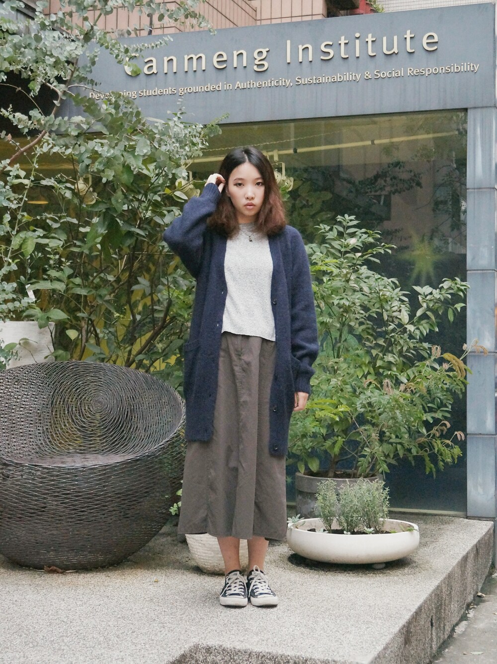 「my basic select、日系、羊毛、針織、冬天、藍色、臺北」｜「my basic selectのアイテム（その他アウター、ブルー系）」を使った、許Karen さん（メンズ・160cm）の秋コーディネートの1枚目の写真