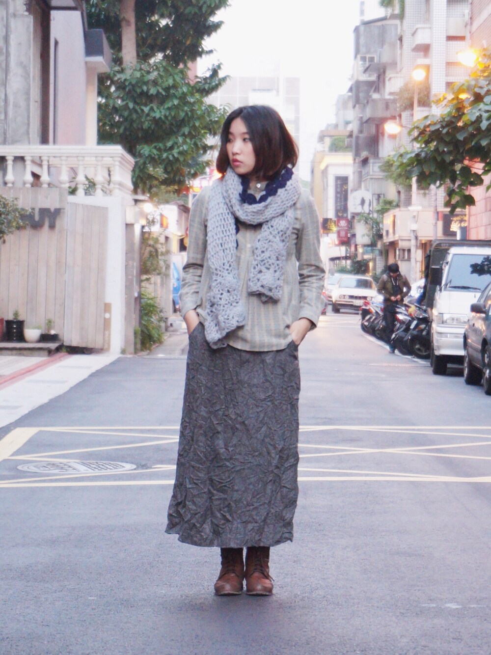 「my basic select、ichi、SM2」｜「my basic selectのアイテム（シャツ/ブラウス、ブルー系）」を使った、許Karen さん（レディース・160cm）の冬コーディネートの1枚目の写真