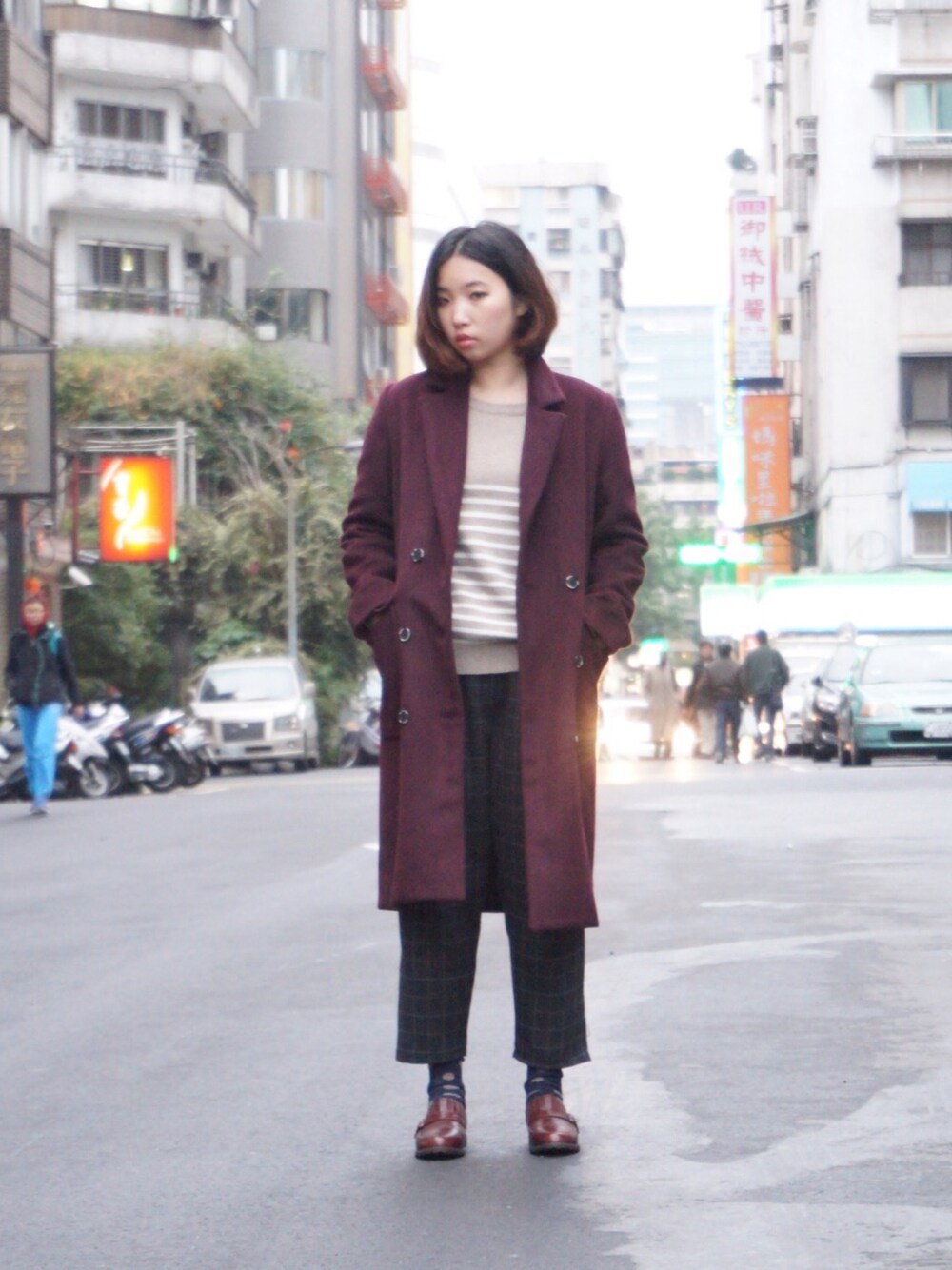 「ICHI antiquite’s、my basic select、whiple、SM2」｜「my basic selectのアイテム（テーラードジャケット、レッド系）」を使った、許Karen さん（レディース・160cm）の冬コーディネートの1枚目の写真