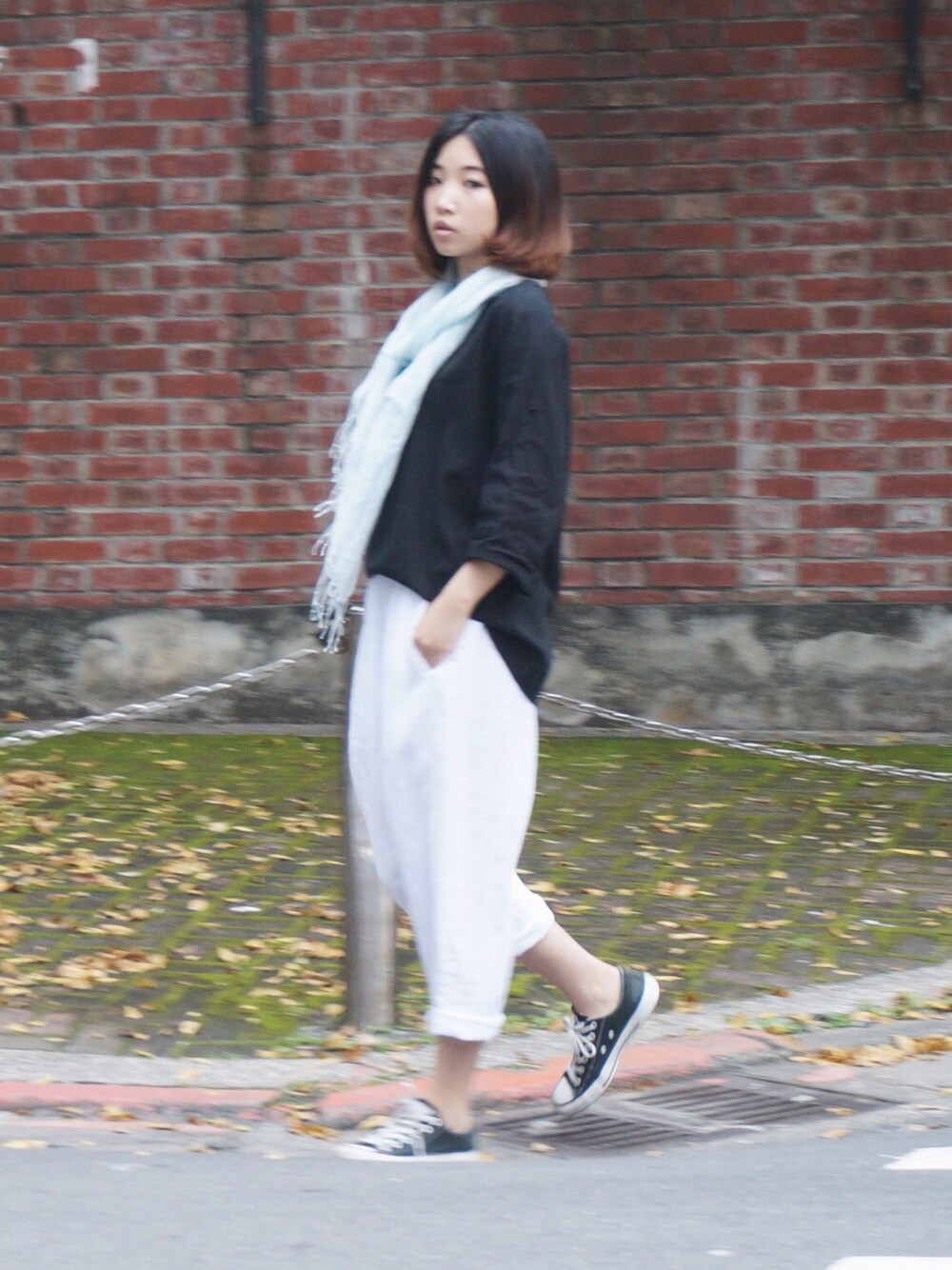 「日系、棉麻、寬褲、TAIPEI、whiple、ICHI antiquite’s、SM2、my basic select」｜「my basic selectのアイテム（その他トップス、ブラック系）」を使った、許Karen さん（レディース・160cm）の冬コーディネートの1枚目の写真