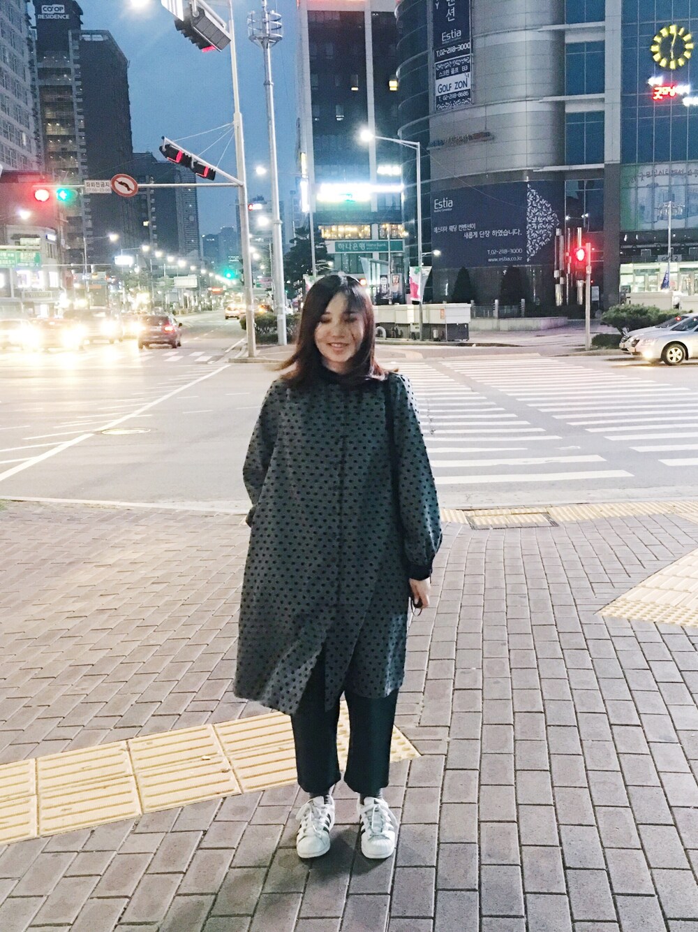 「ootd、outfit、korea、Taiwan、點點」｜「my basic selectのアイテム（ジャケット/アウター、ブラック系）」を使った、許Karen さん（レディース・160cm）の秋コーディネートの1枚目の写真