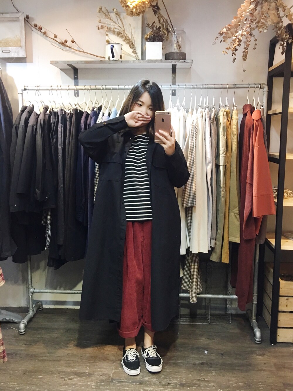 「ootd、outfit、streetstyle、Taiwan、今日の服、今日のコーデ」｜「my basic selectのアイテム（トップス、ブラック系）」を使った、許Karen さん（レディース・160cm）の秋コーディネートの1枚目の写真