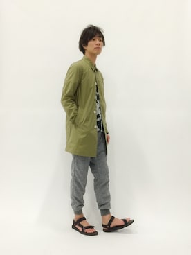 「YELLOW RUBY（イエロールビー）のアイテム（パンツ）」を使った、NandeyaNenさん（メンズ・180cm）の春コーディネート