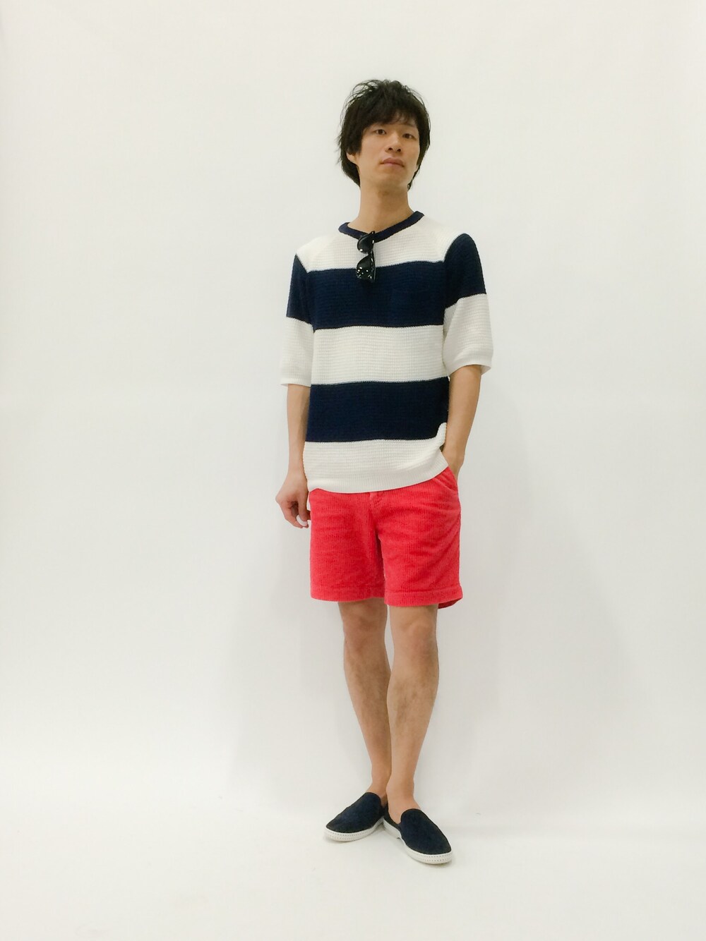 「ボーダーニット、EDIFICE、URBAN RESEARCH、Rivieras、コーデュロイショーツ」｜「URBAN RESEARCH Sonny LabelのSonny Label 太畝コーデュロイショーツ（その他パンツ、ピンク系）」を使った、NandeyaNenさん（メンズ・180cm）の春コーディネートの1枚目の写真