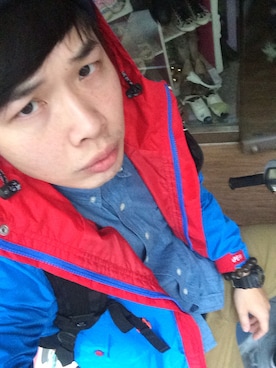 「AAPE BY A BATHING APE（エーエイプバイアベイシングエイプ）のアイテム（ナイロンジャケット）」を使った、莊嘉さん（メンズ・170cm）の夏コーディネート