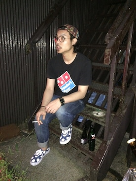 「UNIQLO（ユニクロ）のアイテム（Tシャツ/カットソー、ブラック系）」を使った、じょにー(もじゃ)さん（メンズ）の夏コーディネート