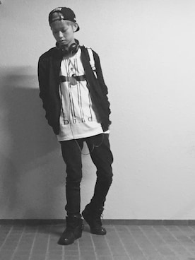 「アイテム（スマホグッズ）」を使った、DAIKI_BlayZEさん（メンズ・170cm）の春コーディネート