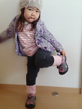 「Handmade（ハンドメイド）のアイテム（ニットキャップ/ビーニー、ベージュ系）」を使った、niiiinaさん（キッズ・130cm）の秋コーディネート