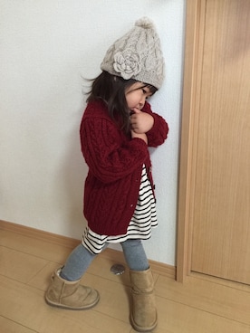 「Handmade（ハンドメイド）のアイテム（ニット/セーター、レッド系）」を使った、niiiinaさん（キッズ・130cm）の秋コーディネート