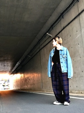 「Levi's（リーバイス）のトラッカージャケット-ミッドカラー/12.5oz デニム/Wellthread（デニムジャケット、ブルー系）」を使った、ひよちゃんさん（レディース・148cm）の冬コーディネート
