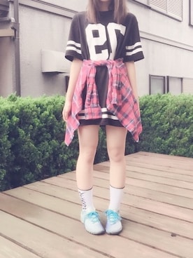 「WEGO（ウィゴー）のアイテム（シャツ/ブラウス、レッド系）」を使った、yuki.mさん（レディース・165cm）の秋コーディネート