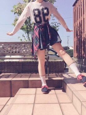 「WEGO（ウィゴー）のWEGO/メッシュスリーブナンバーTee（Tシャツ/カットソー、ホワイト系）」を使った、yuki.mさん（レディース・165cm）の秋コーディネート