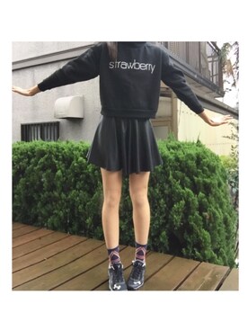 「Bershka（ベルシュカ）のアイテム（スカート、ブラック系）」を使った、yuki.mさん（レディース・165cm）の冬コーディネート