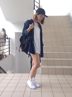 「VANS（バンズ）のアイテム（スニーカー、ホワイト系）」を使った、Claire🍟さん（レディース・162cm）の春コーディネート