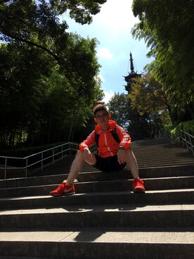 王_晚さんのコーディネート