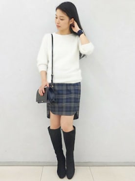 「FIGARO Paris（フィガロパリ）のアイテム（アクセサリー）」を使った、ayaさん（レディース・166cm）の冬コーディネート