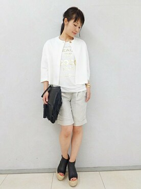 「FIGARO Paris（フィガロパリ）のアイテム（ジャケット/アウター）」を使った、ayaさん（レディース・166cm）の春コーディネート