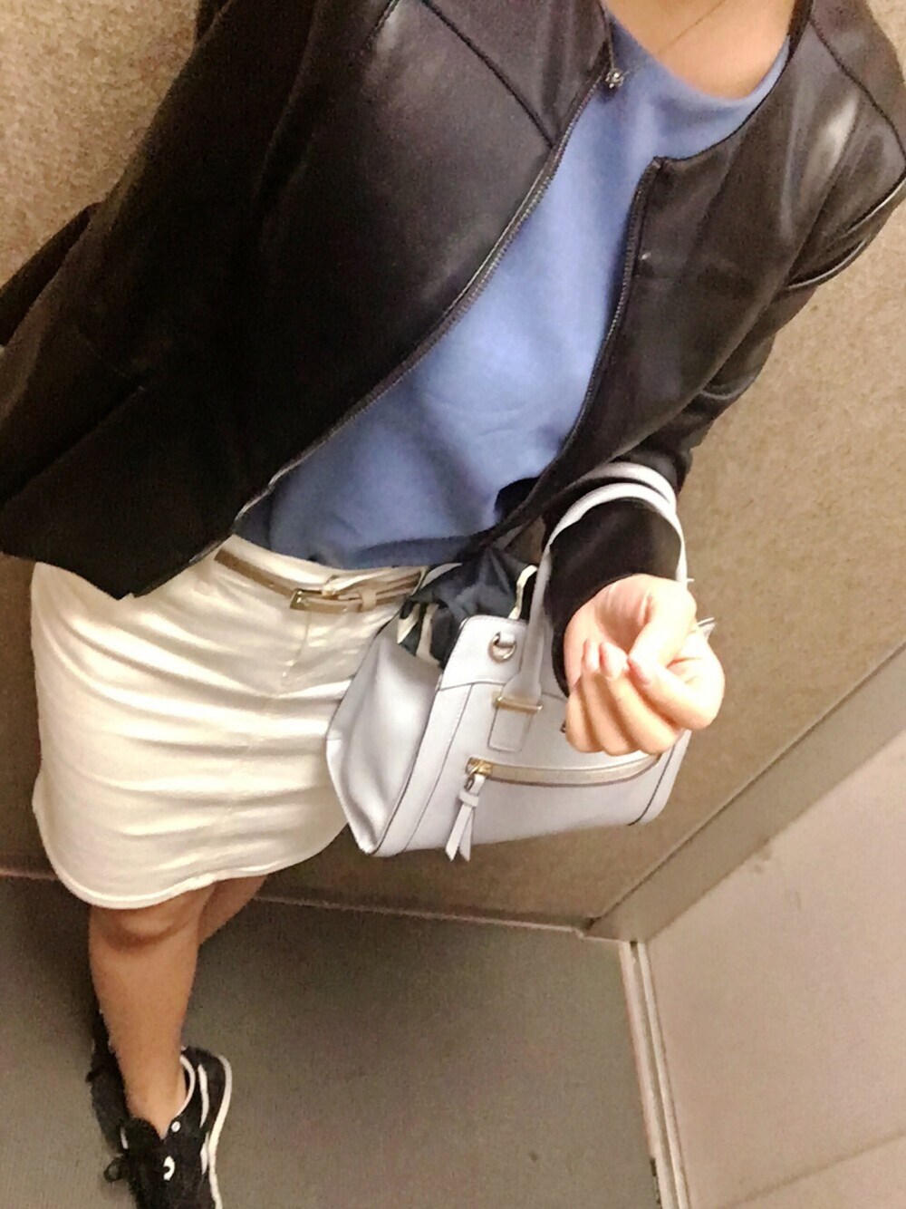 「ZARAのアイテム（ライダースジャケット、ブラック系）」を使った、みきてぃさん（レディース・162cm）の夏コーディネートの1枚目の写真