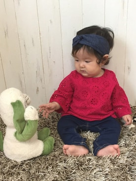 「アイテム（ヘアアクセサリー、ブルー系）」を使った、Raaatoさん（キッズ・90cm）の秋コーディネート