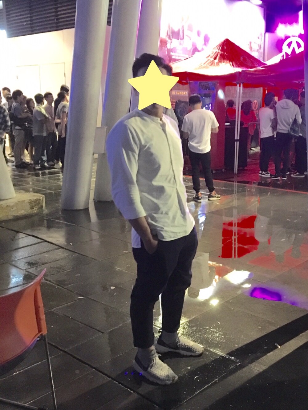 「秋」｜「UNIQLOのアイテム（シャツ/ブラウス、ホワイト系）」を使った、Jimmyさん（メンズ・175cm）の秋コーディネートの1枚目の写真