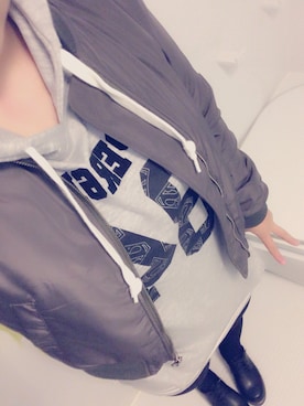 本波さやかさんのコーディネート