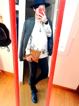 「花柄トップス」｜「アイテム（ブルゾン）」を使った、ryota.nさん（メンズ・174cm）の春コーディネート