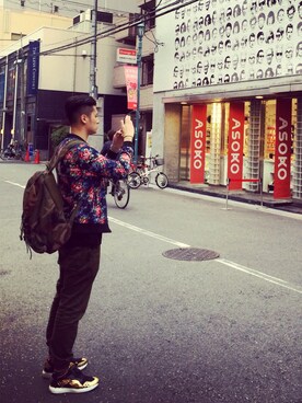 「Herschel Supply（ハーシェルサプライ）のアイテム（バックパック/リュック、その他）」を使った、garywong34さん（メンズ・178cm）の夏コーディネート