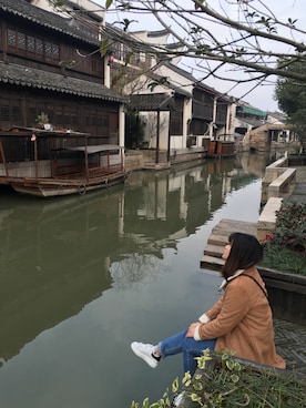 「Sneakers.（スネイカーズ）のアイテム」を使った、Elaineさん（レディース・163cm）の冬コーディネート