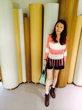 「PAZZO（パッゾ）のアイテム（タンクトップ、ホワイト系）」を使った、Olinaさん（レディース・162cm）の秋コーディネート