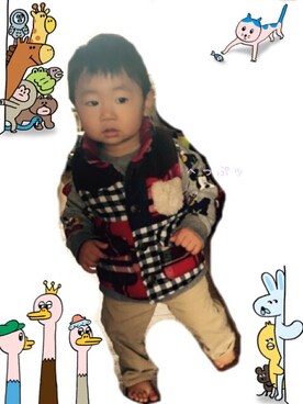 「UNIQLO（ユニクロ）のアイテム（その他パンツ、ベージュ系）」を使った、へっぷッさん（キッズ・90cm）の冬コーディネート